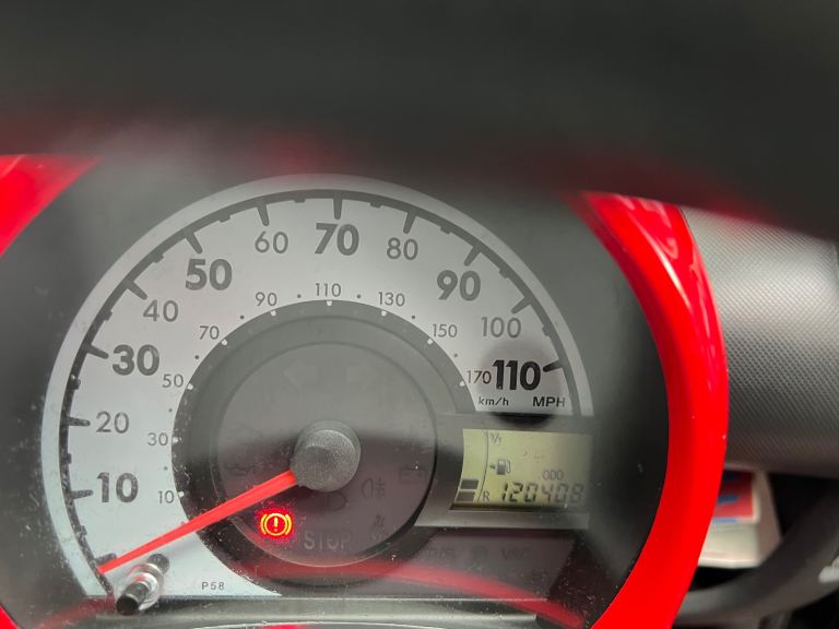 Citroen, C1, Hatchback, 2013, Manual, 998 (cc),5 doors - Image 10