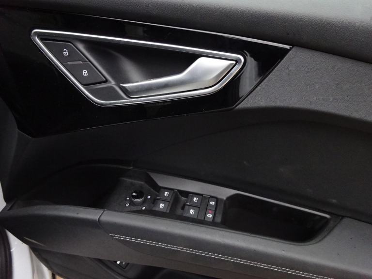 2023 23 REG AUDI Q4 E-TRON S LINE 35 ELECTRIC AUTO DAMAGED REPAIRABLE SALVAGE