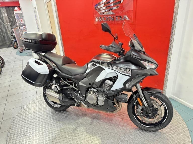 2020 '70' Kawasaki Versys 1000 SE Grand Tourer