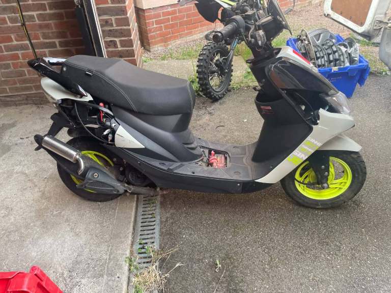 Sinnis jet2 spares repairs non runner project 
