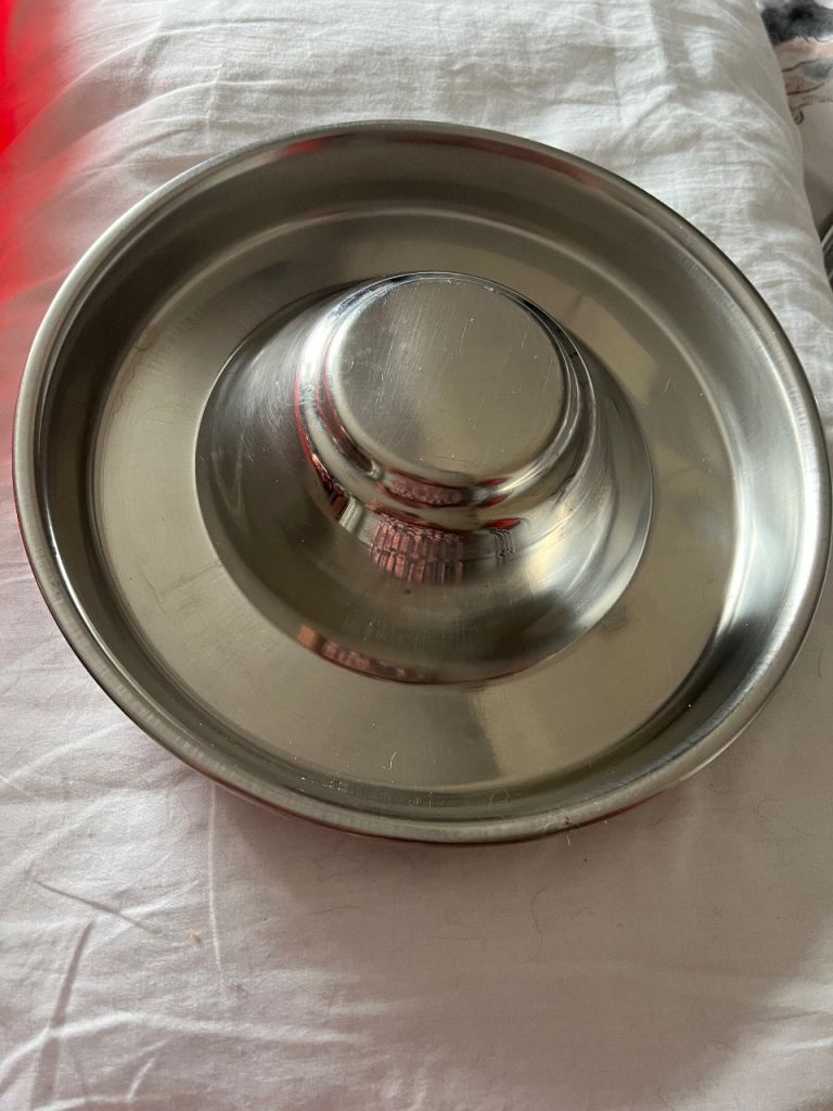 2 weaning bowls for puppy litters 