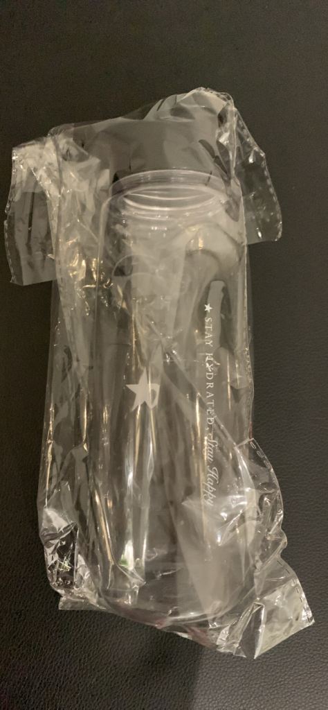 Pret A Manger / PRET / STAY HYDRATED / Stay Happy / Plastic Bottles / Cold 🥶  Hot 🥵 / Water Bottle