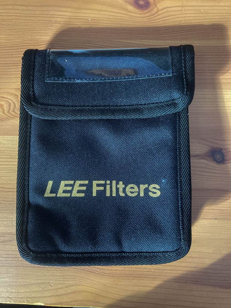 Lee Filters Triple Filter Pouch for 100mm Filter System Tri Filter Holder