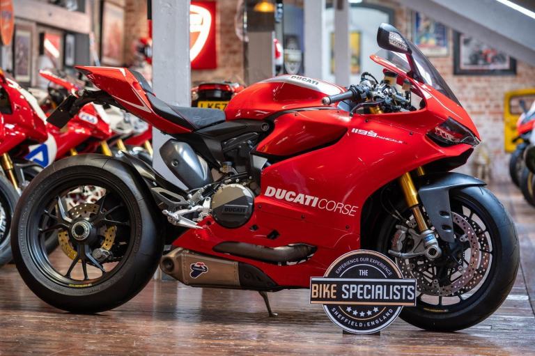 DUCATI 1199 Panigale *R Model - Termignoni Exhaust*