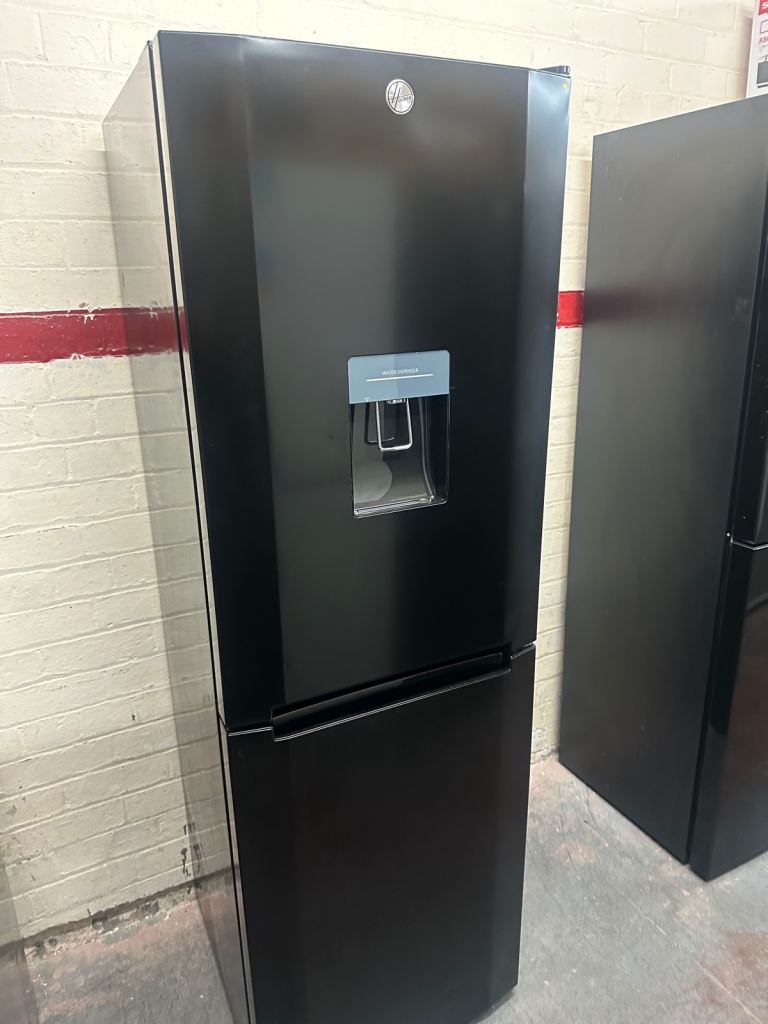 BLACK HOOVER FRIDGE FREEZER WITH DISPENSER 