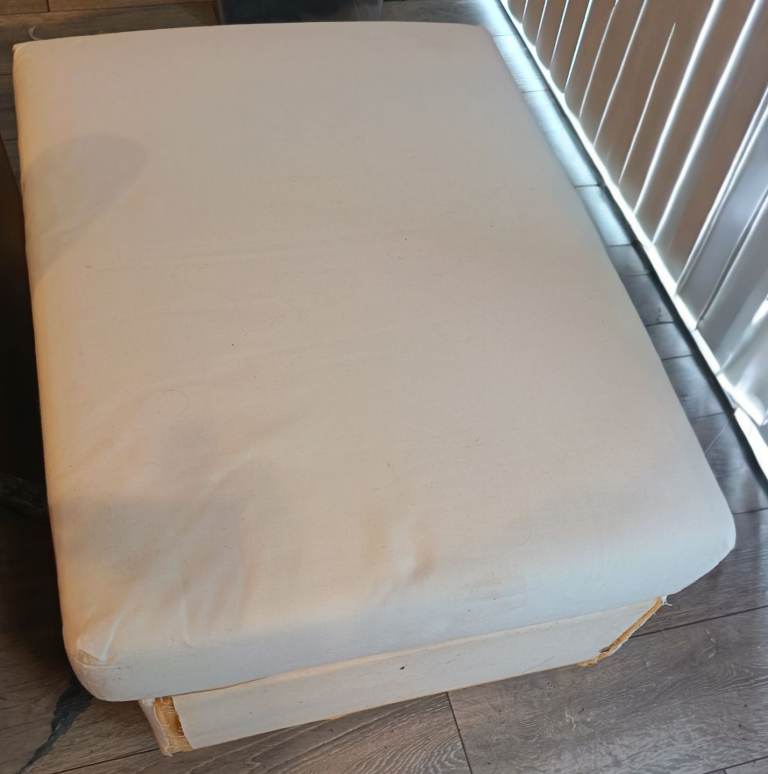 image for Storage ottoman / box