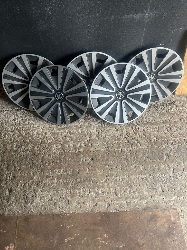 Wheels trims 