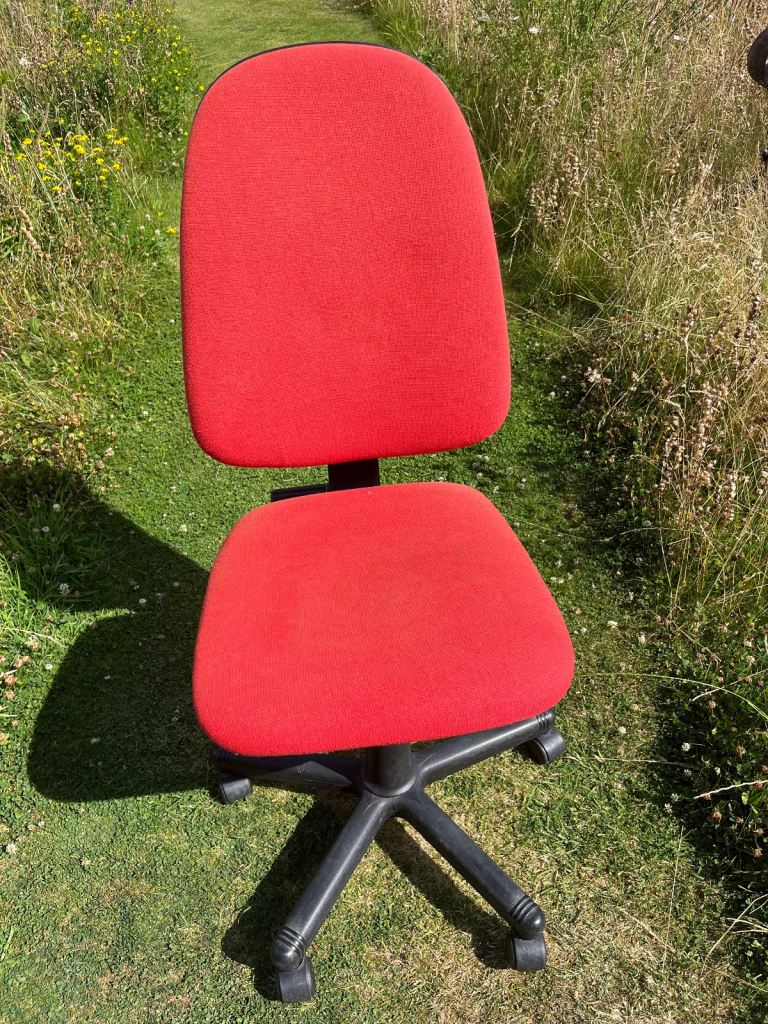 Operator/typist chair