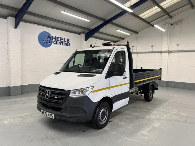 2022 Mercedes-Benz Sprinter 3.5t Progressive Chassis Cab CHASSIS CAB DIESEL Manual