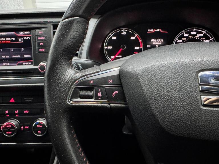  SEAT Leon 2.0 TDI CR FR Sport Coupe Euro 5 (s/s) 3dr Diesel Manual