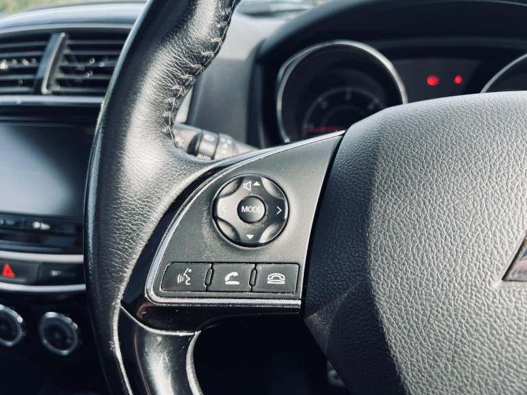 MITSUBISHI ASX 1.6D 4 SUV 5dr Diesel Manual 4WD Euro 6 2017