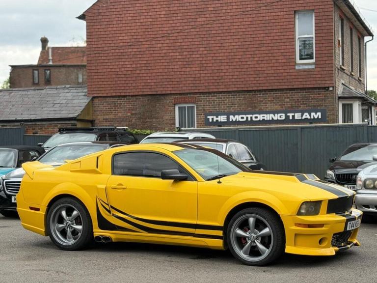 FORD MUSTANG GT 4.6 V8 AUTOMATIC COUPE - LHD LEFT HAND DRIVE