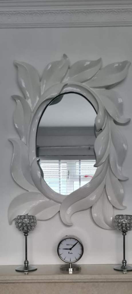 Mirror 