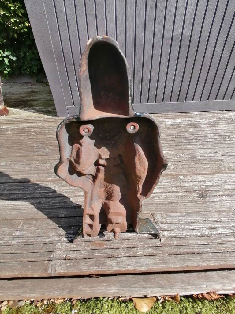 Vintage cast iron knight 