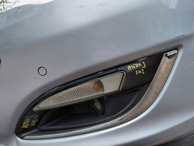 Vauxhall astra J 2010-15 facelift passenger side fog light