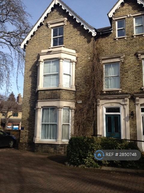 2 bedroom flat in Lincoln Road, Peterborough, PE1 (2 bed) (#2850748)