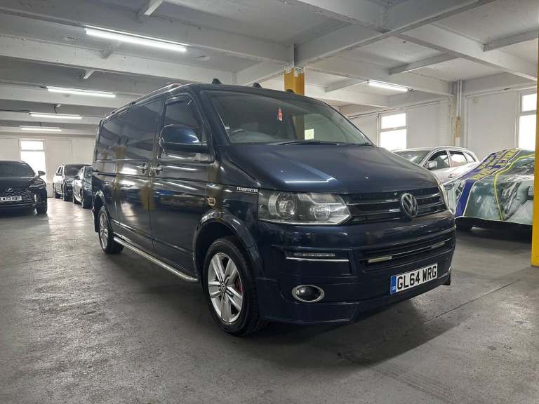 Volkswagen Transporter Shuttle 2.0 TD T30 SE DSG L3 H1 4dr Diesel Automatic