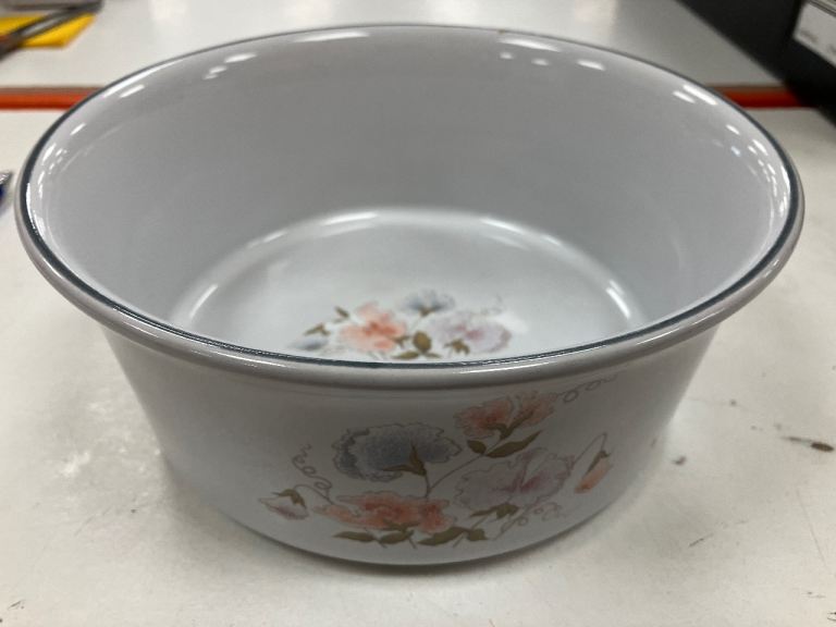 Denby Stoneware Serving Bowl Encore Pattern 20cm In Diameter And 9cm In Height 