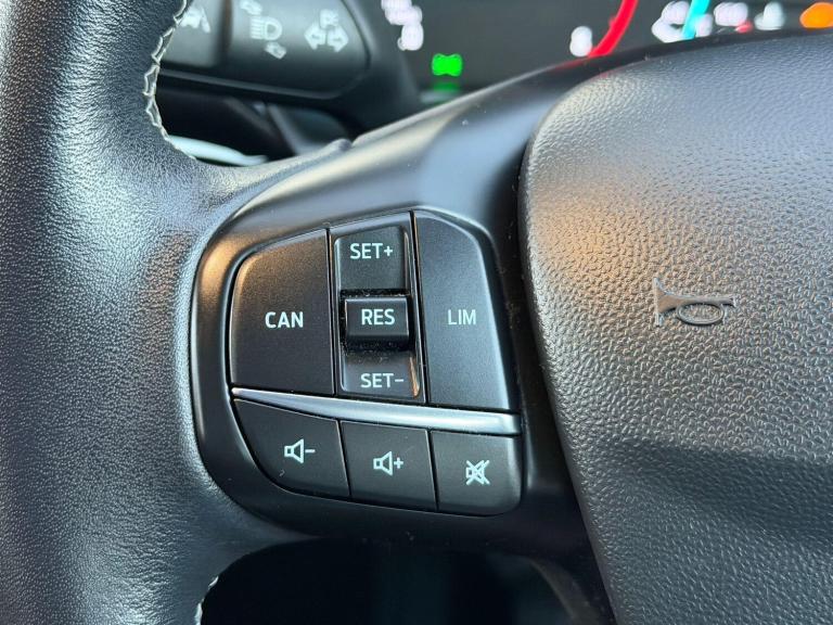 2018 Ford Fiesta 1.0 EcoBoost Zetec 5dr HATCHBACK PETROL Manual