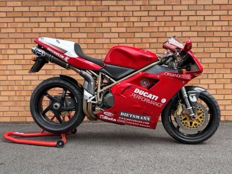 2000 Ducati 916 Carl Fogarty Replica 996cc
