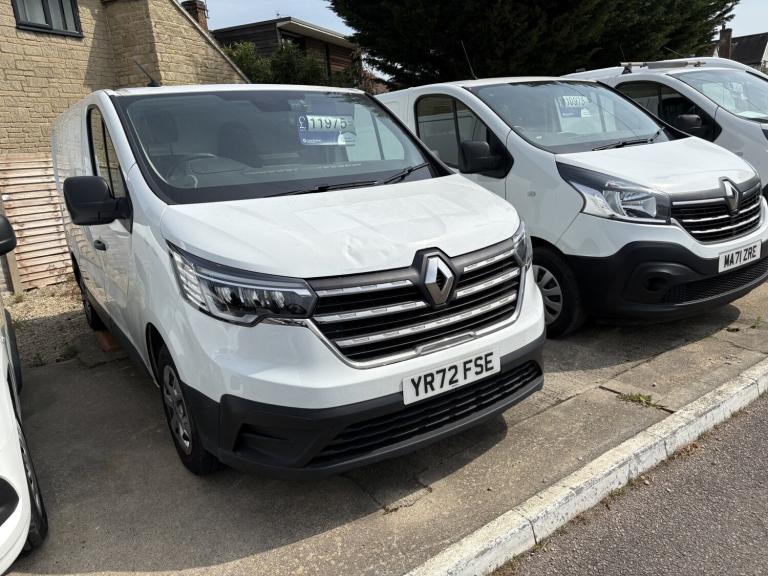 RENAULT TRAFIC 2.0 SL28 Blue dCi 130 Business+ +11975 Plus VAT+ Van for sale