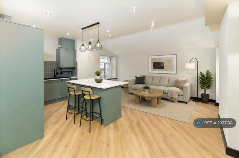 2 bedroom flat in Park Road, Rossendale, BB4 (2 bed) (#2937130)