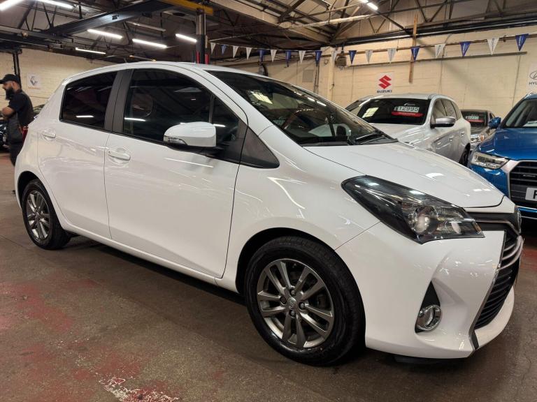 2015 Toyota Yaris 1.0 VVT-i Icon Hatchback 5dr Petrol Manual Euro 6 (69 ps) HATCHBACK Petrol Manual