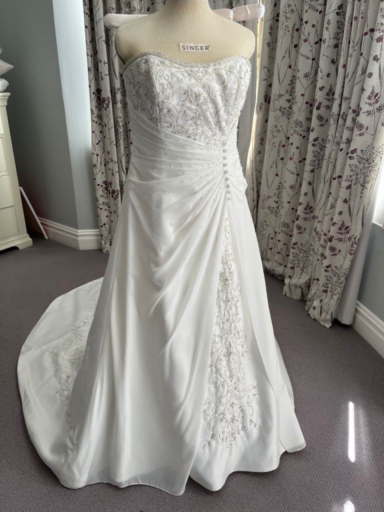 Beautiful White Phil Collins Strapless Wedding Dress with Embroidery – Very Good Condition