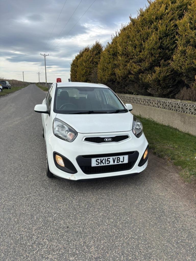 201515 Kia Picanto 1 1.0 Petrol 5 Door White MOT 04/2027, 1 Owner, £20 Road Tax.