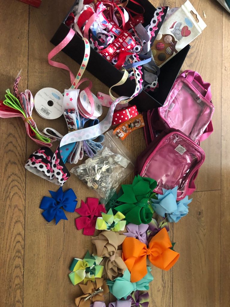 Large Bundle of Craft Ribbons, Bows & Hair Clips