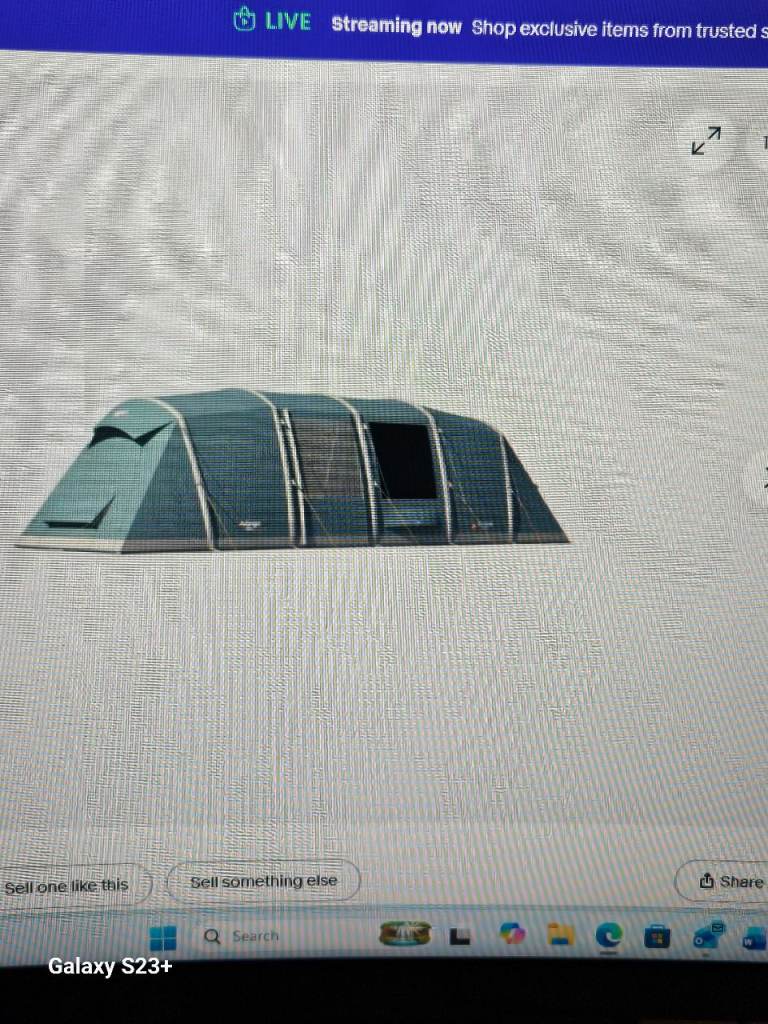 Vango Castlewood 800XL Castlewood Air Tent For Sale (8 Birth) + Pump