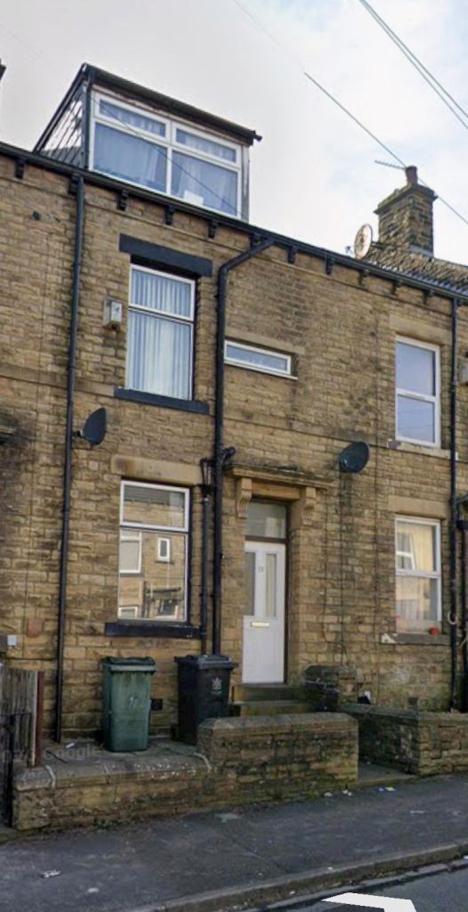 4 bedroom house to let 