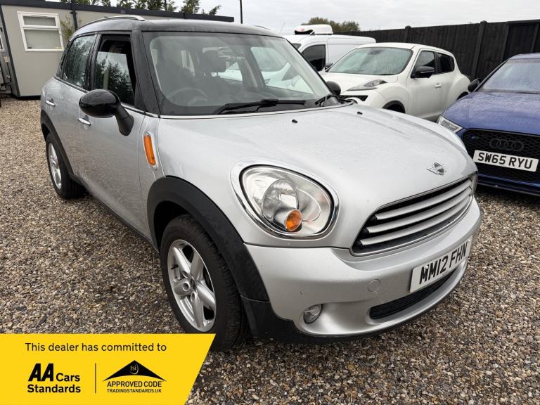 2012 MINI Countryman 1.6 Cooper 5dr HATCHBACK Petrol Manual