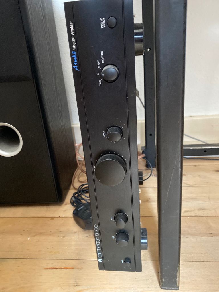 Cambridge audio no & Ella Concept 180 speakers 