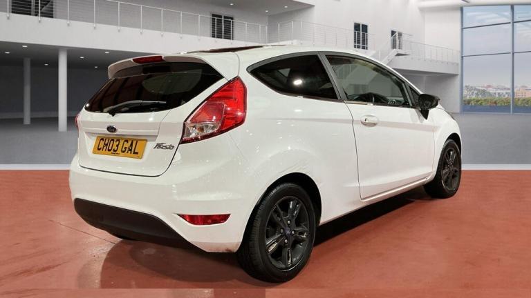 FINANCE AVAILABLE 2016 FORD FIESTA 1.3 Zetec White Edition 2xKEYS 12 MONTH MOT