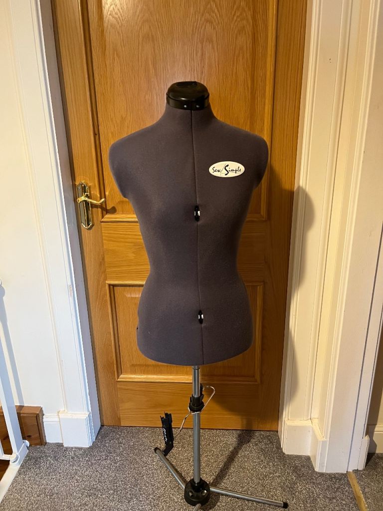 Sew Simple Dressmakers Mannequin / Dummy - Small