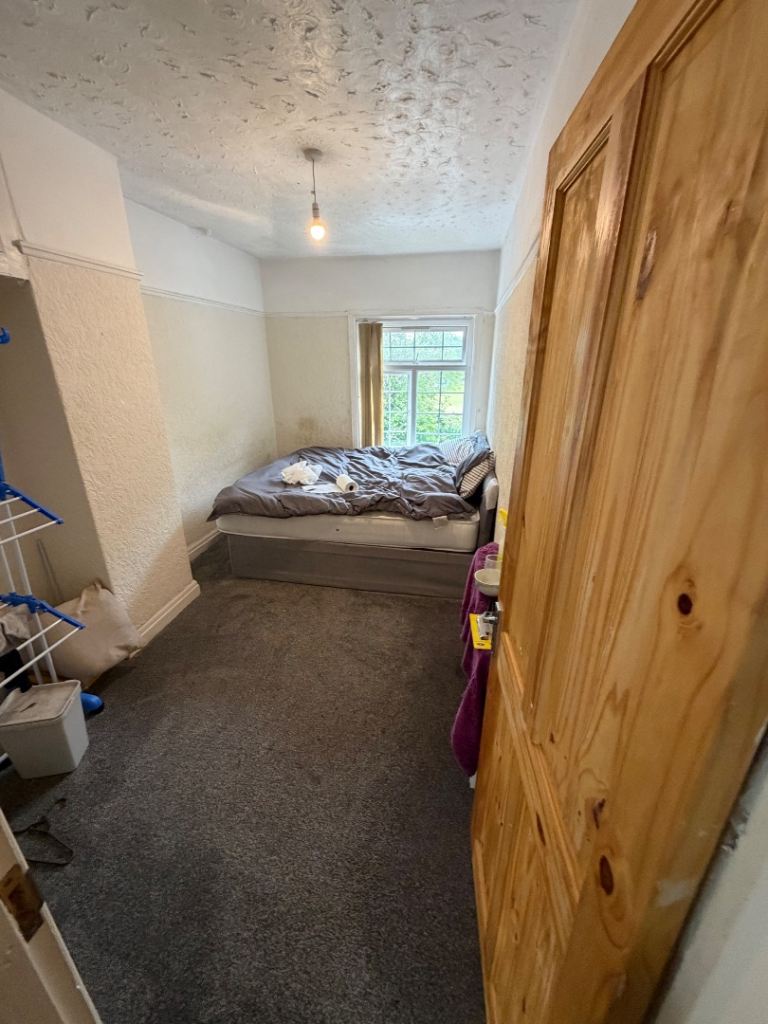 Room to rent 
