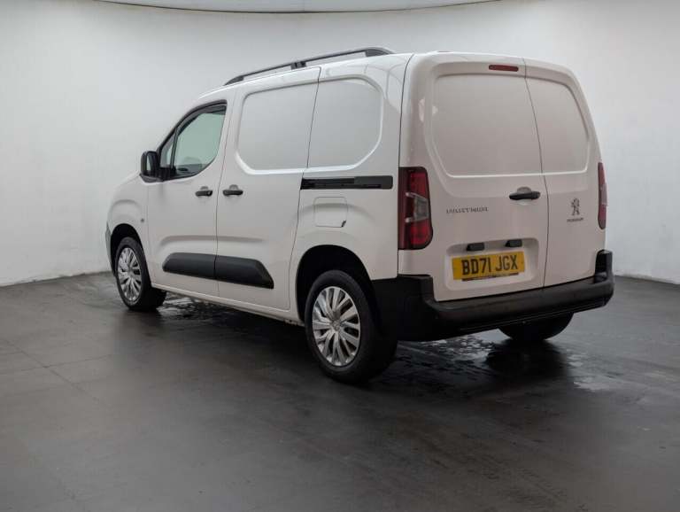 2021 Peugeot Partner 1.5 1.5 BlueHDi 1000 Professional Premium Standard Panel Van 5dr Diesel Man ...