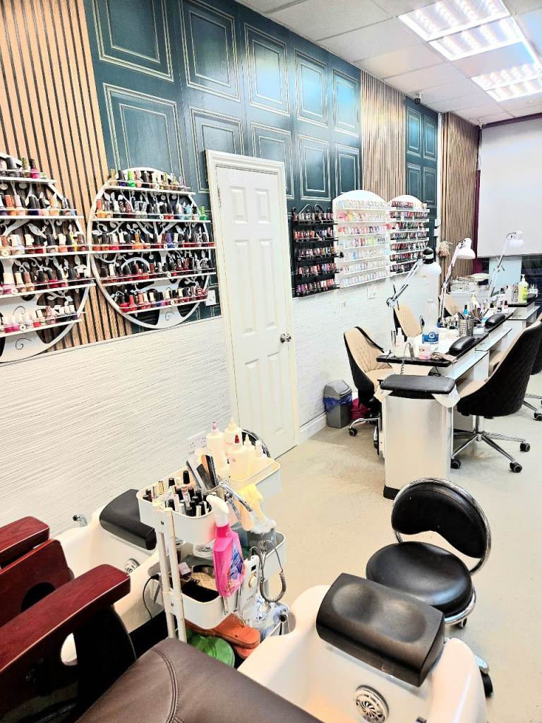Nails salon available 