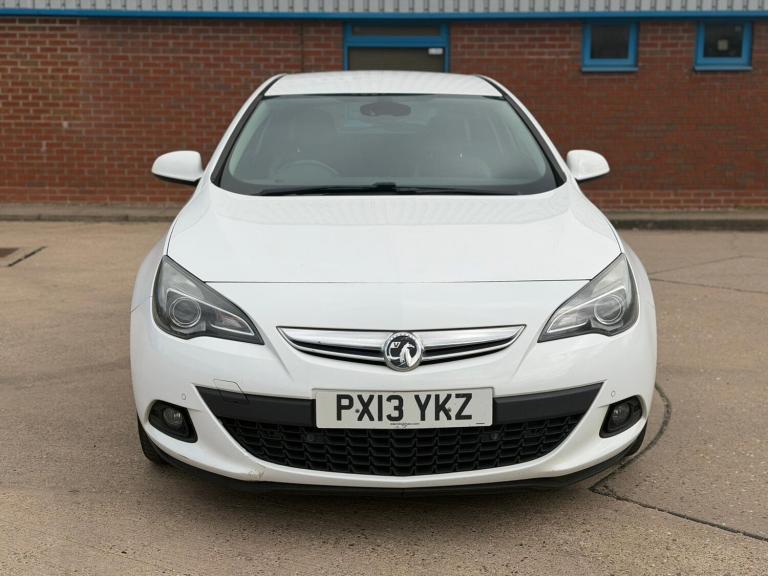2013 Vauxhall Astra GTC 2.0 CDTi 16V SRi 3dr HATCHBACK DIESEL Manual