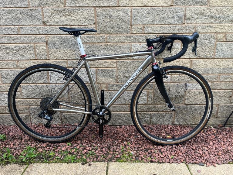 Titanium gravel/cyclocross bike. Lynskey USA with SRAM