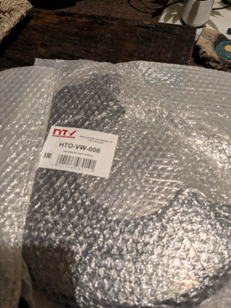 Skoda yeti brake disc dust shield 