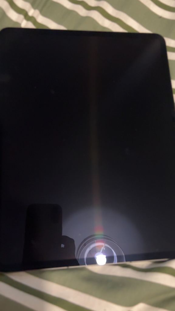 iPad Pro 13 inch (m5) WiFi and cellular 