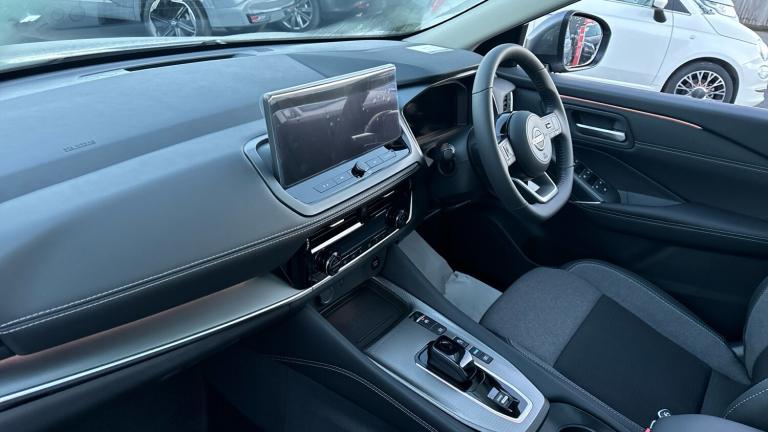 2025 Nissan Qashqai 1.5 E-Power N-Connecta [Glass Roof] 5dr Auto Hybrid Hatchback Hatchback Hybri...