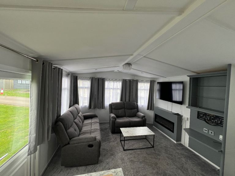 Luxury Fully Renovated 2 Bed Ridgeway Caravan – Minster-on-Sea