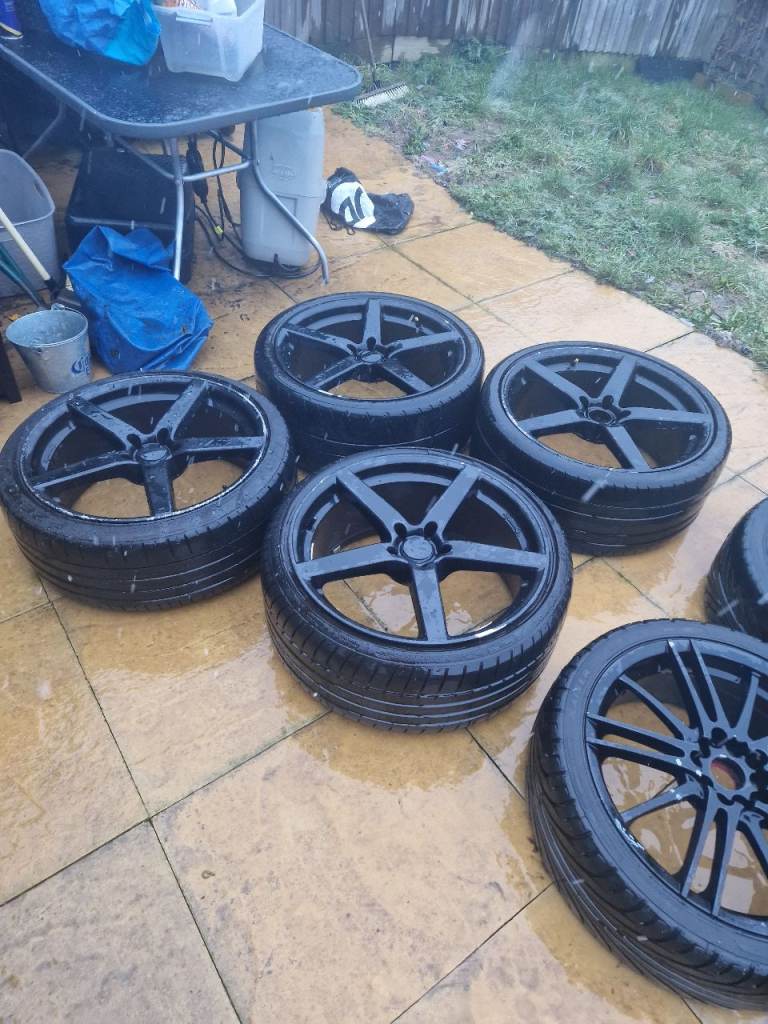 3 sets of alloy wheels!!! BARGAIN PRICE