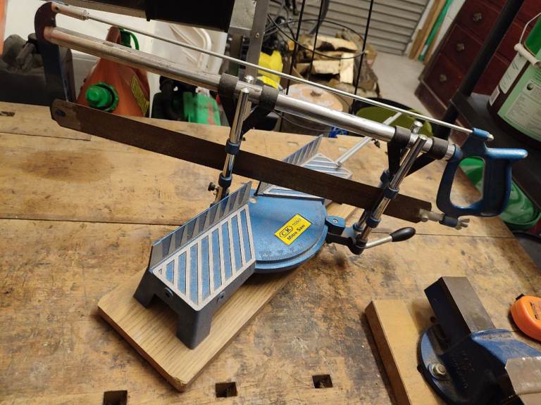 Hand operated Mitre Saw