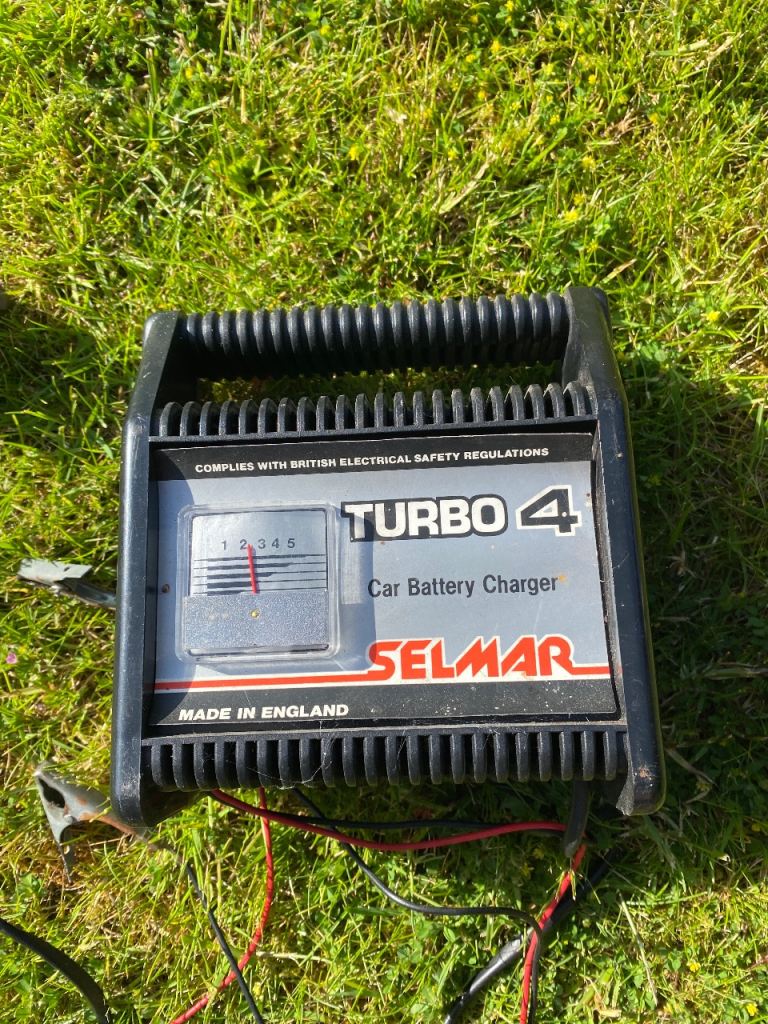 12v car battery charger