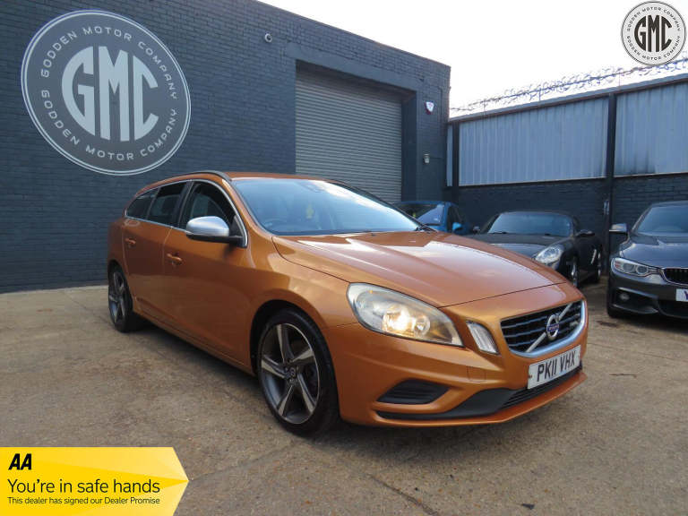 VOLVO V60 1.6 T3 R-Design Just Serviced including Timing Belt 2011