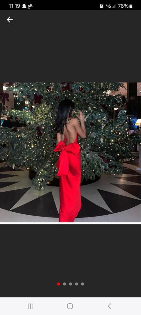 Stunning Red Dress💃😍💋💄